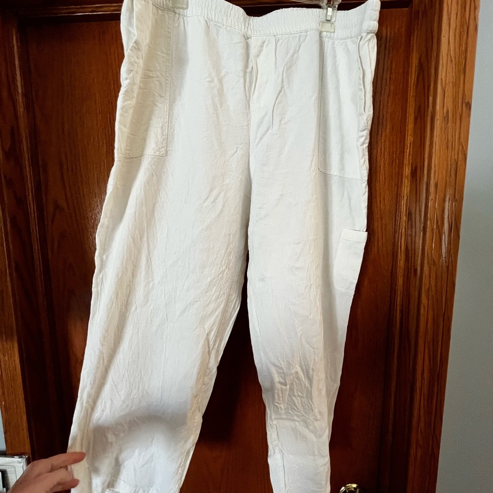 Susan Graver White Cargo Pants High-Waisted Relaxed Fit